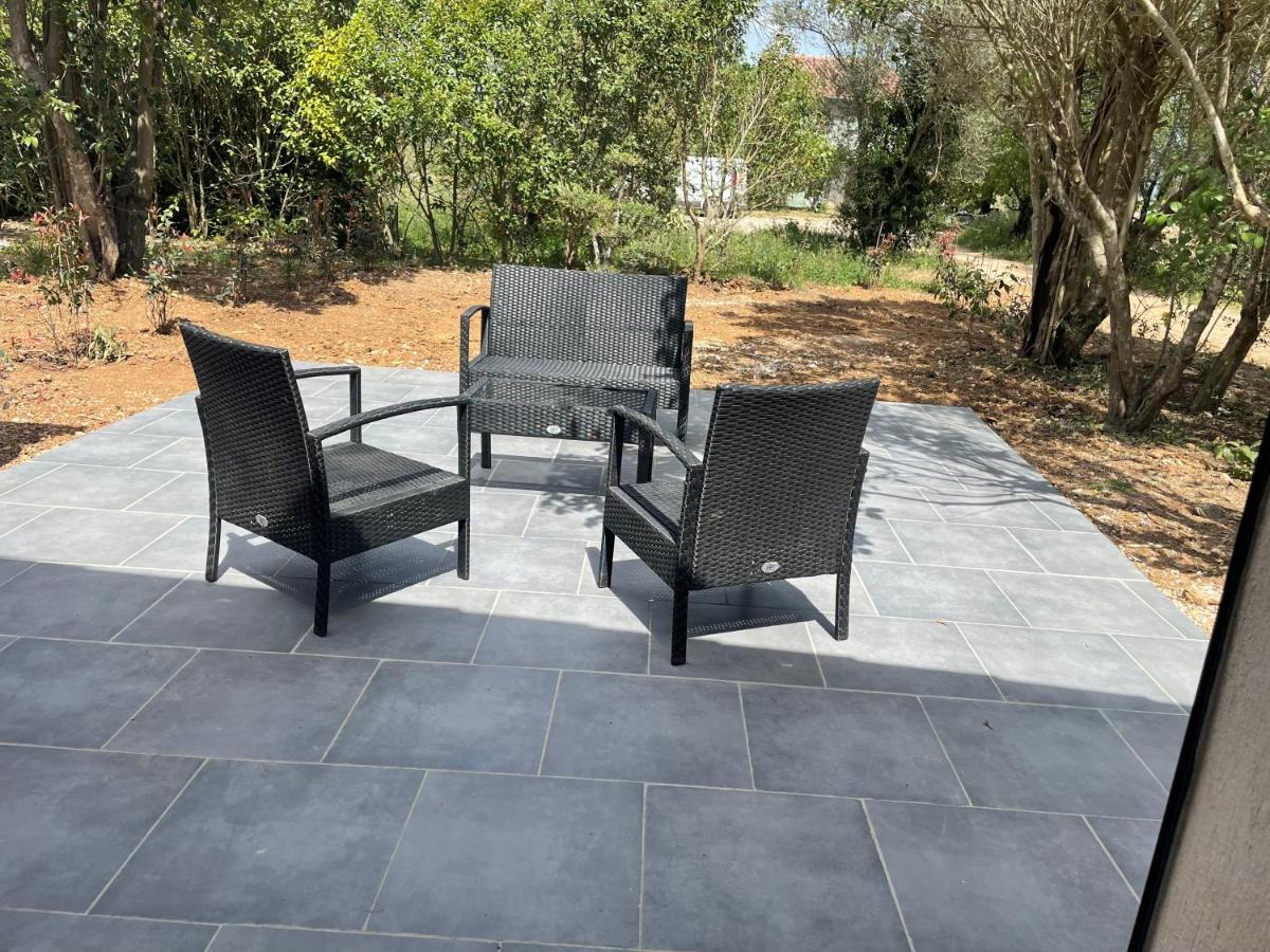 Appartement Avec Jardin Privatif Cuers Ngoại thất bức ảnh